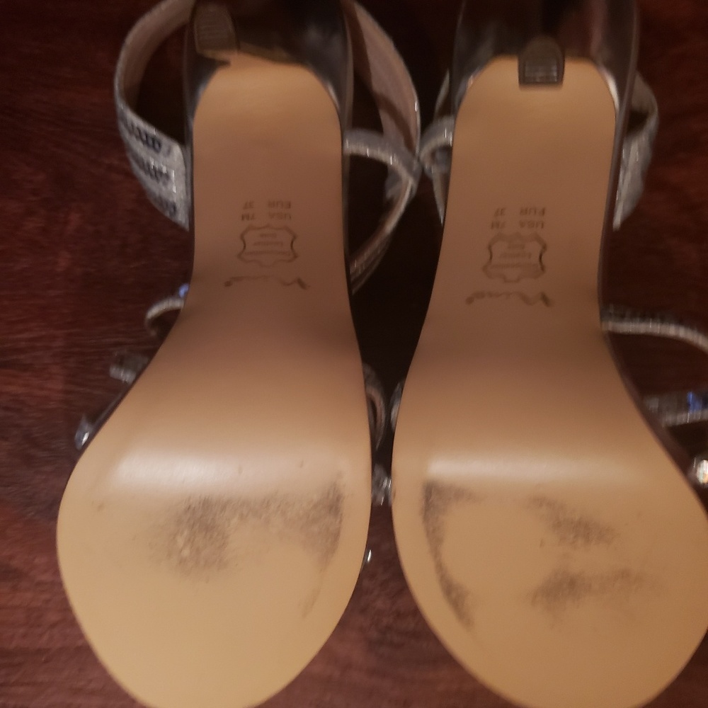 Shoes - Picture 3 of 5